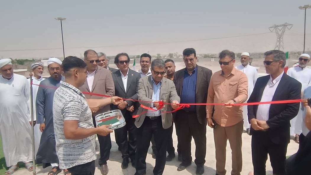 افتتاح طرح گردشگری و رستوران در روستای گزیر بندرلنگه به مناسبت هفته دولت