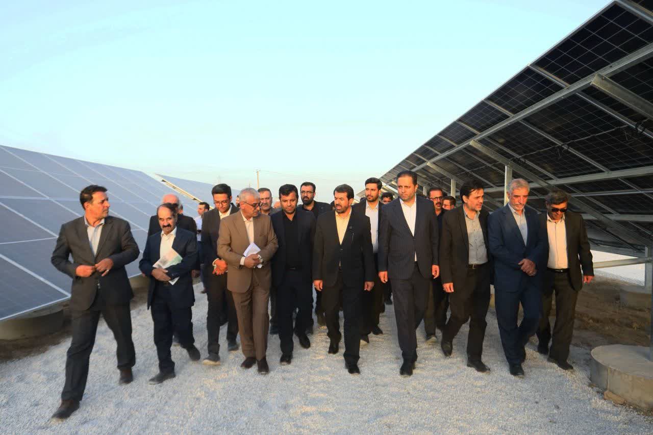 گام بلند همدان در مسیر انرژی‌های پاک / بهره‌برداری از نیروگاه خورشیدی یک مگاواتی در کبودراهنگ