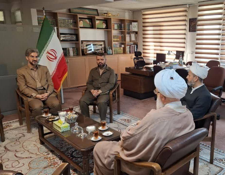 کمک مومنانه در قلب مساجد می تواند چرخ اقتصاد خانواده ها را به حرکت درآورد