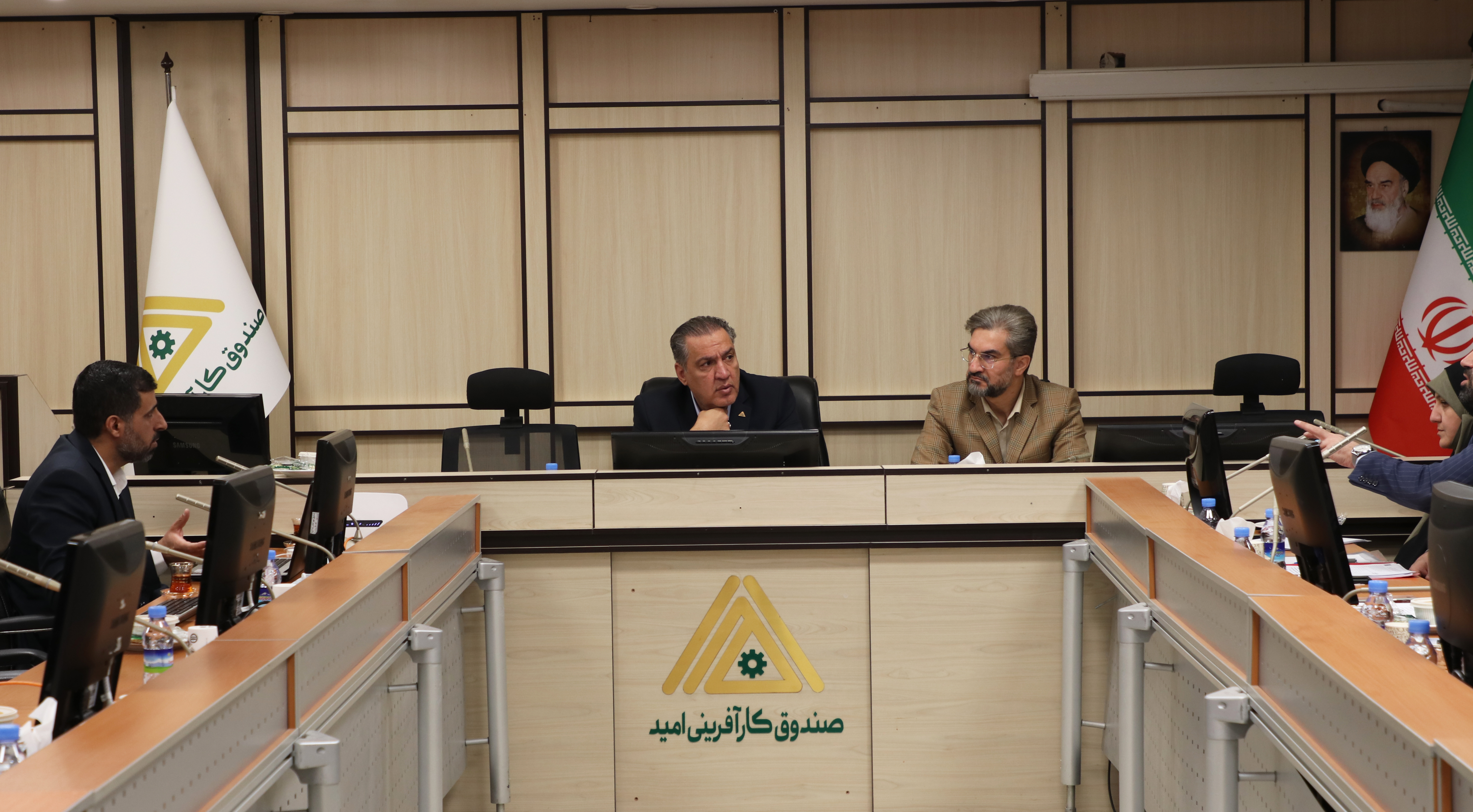 بانکدار آنلاین 