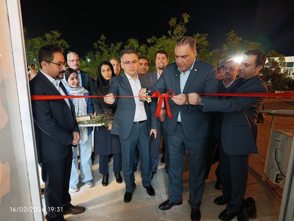 سفر مدیرعامل صندوق کارآفرینی امید به هرمزگان؛ تأکید بر حمایت از کسب‌وکارهای خرد روستایی