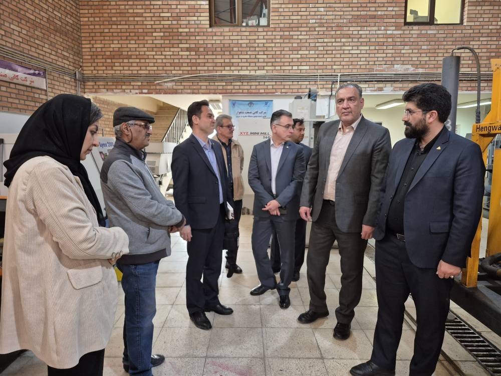 بازدید مدیرعامل صندوق کارآفرینی امید از طرح‌های کسب و کار فناورانه و شعب استان سمنان