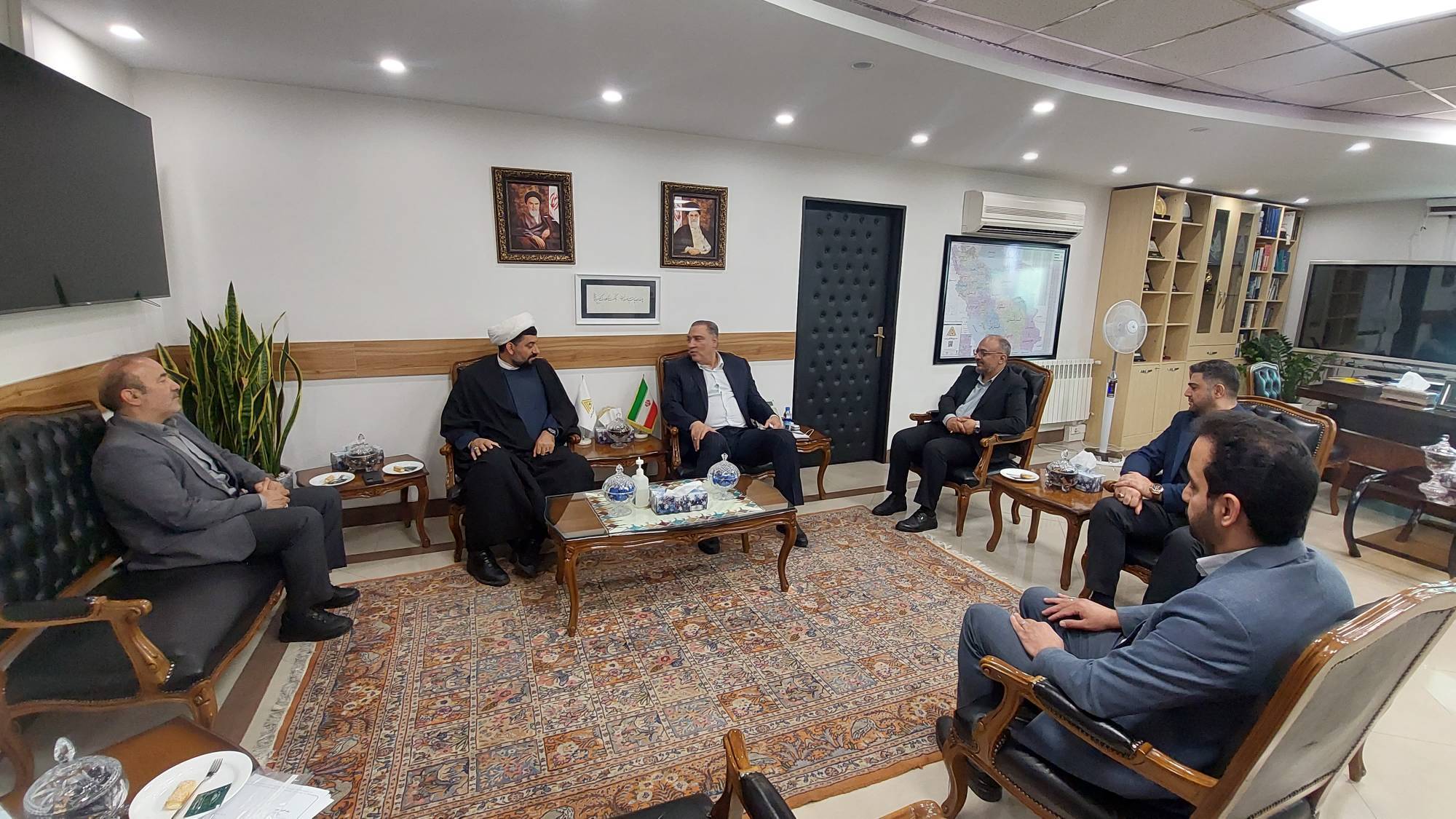 صندوق کارآفرینی امید؛ پیشران توانمندسازی اقتصادی و حامی کسب‌وکارهای خرد