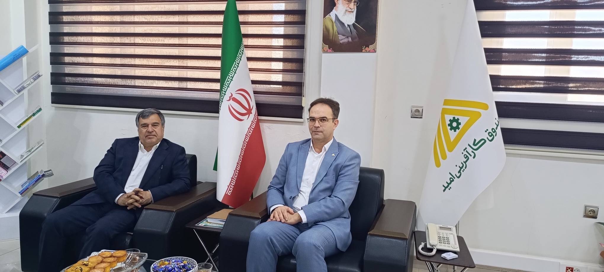 تأکید نماینده ایلام بر نقش صندوق کارآفرینی امید در توسعه کسب‌وکارهای کوچک و مشاغل خانگی