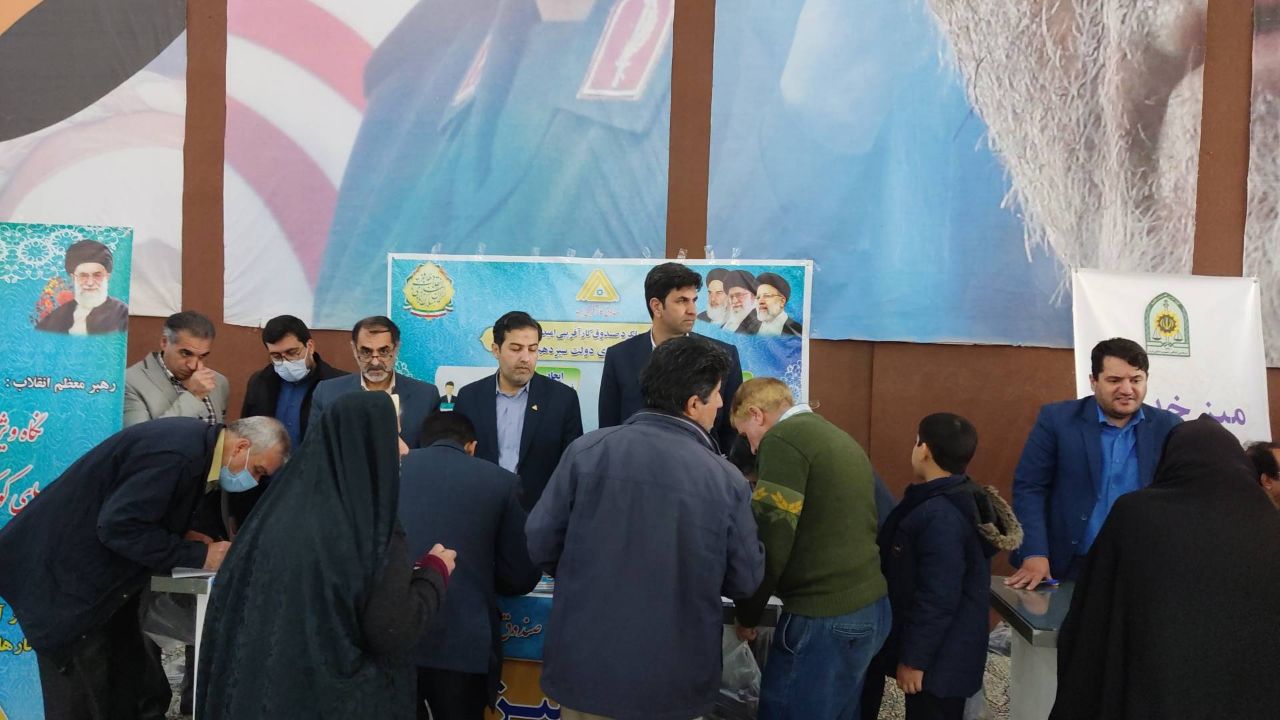 برپایی میز خدمت صندوق کارآفرینی امید استان کرمان