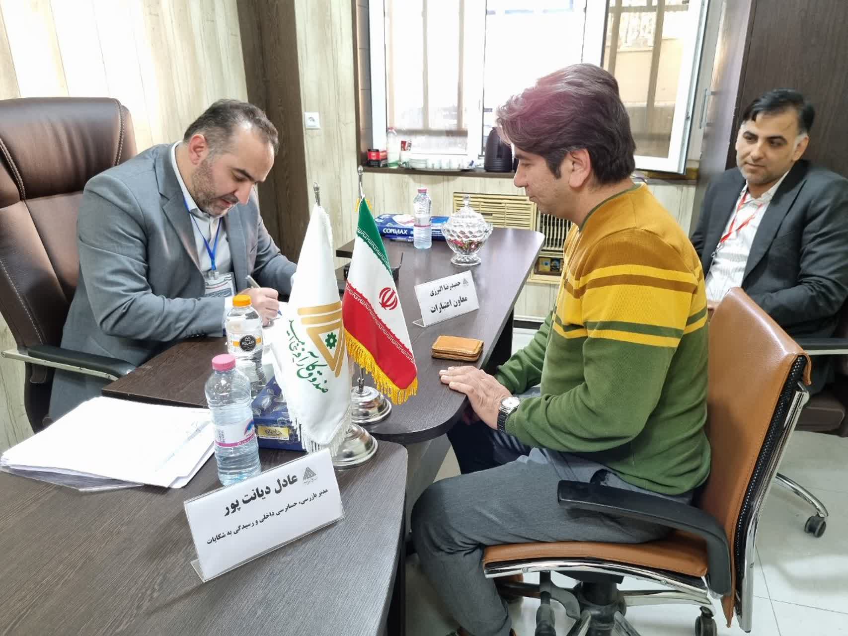 دریافت بیش از 100 درخواست تسهیلات اشتغال در سفر دوم رئیس جمهور به استان بوشهر