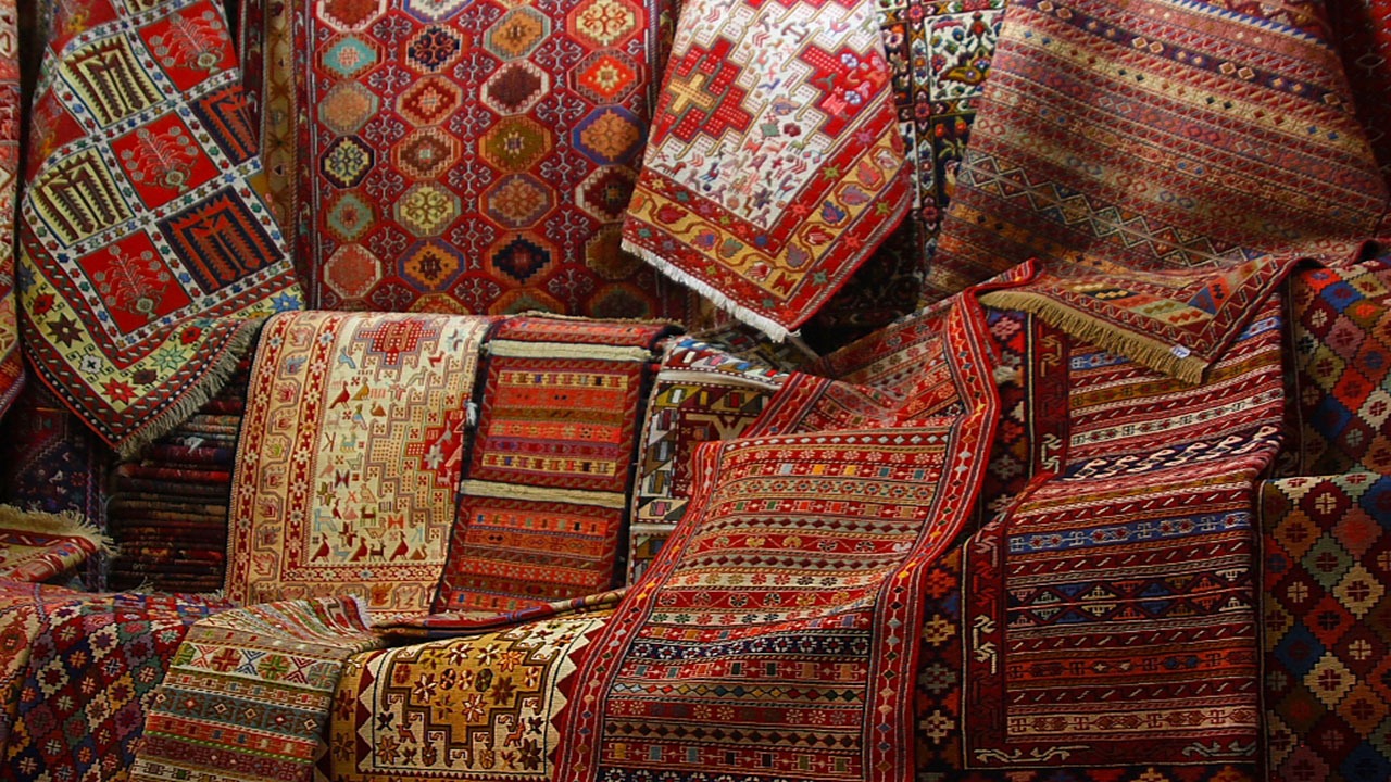اعطای تسهیلات خرید صنایع‌دستی ۲۰ میلیون تومانی به متقاضیان استان فارس