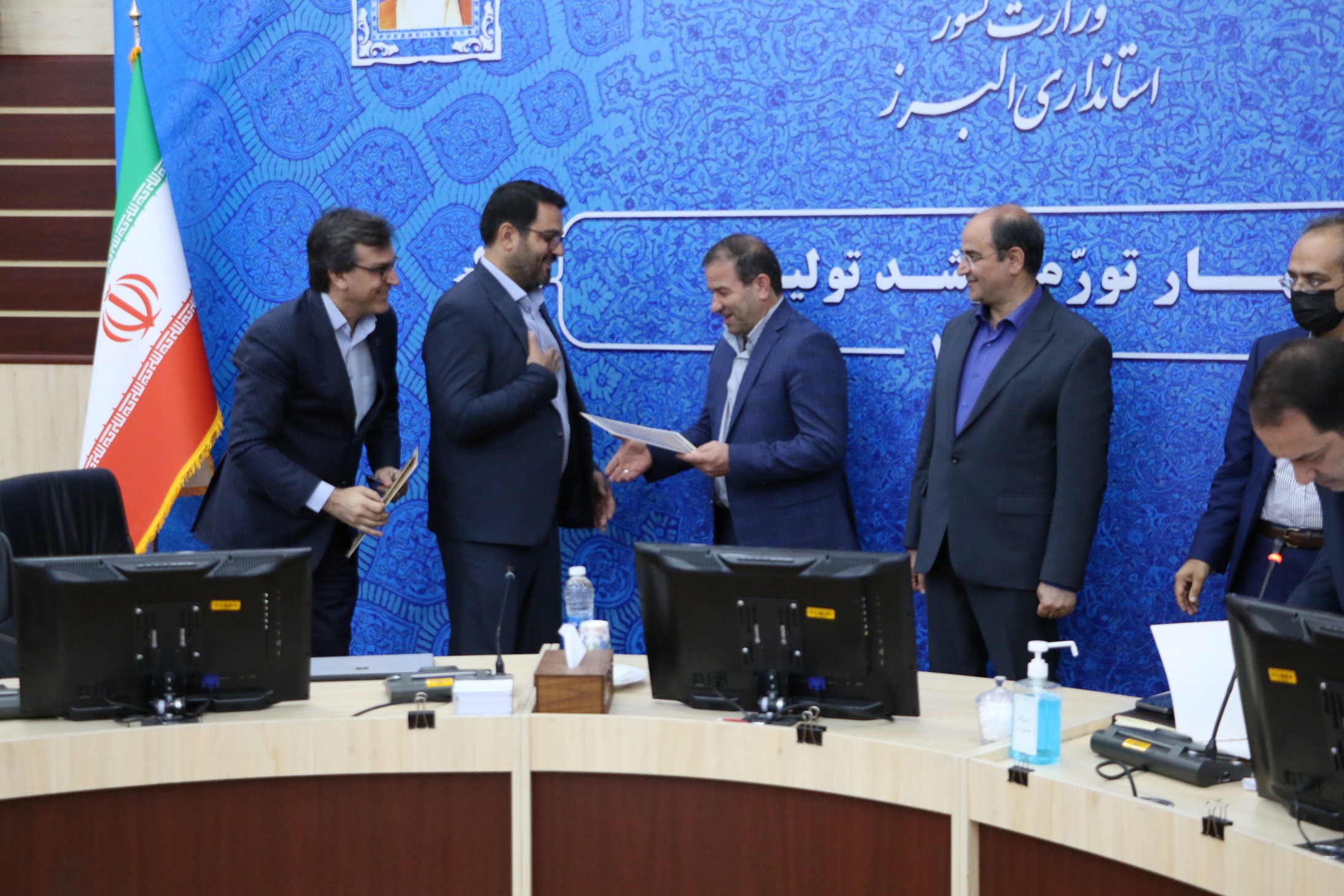 قدردانی استاندار البرز از عملکرد صندوق کارآفرینی امید