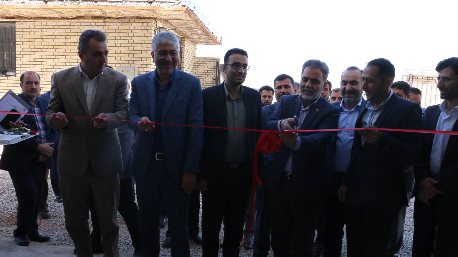 افتتاح چندین طرح با حضور مدیرعامل صندوق کارآفرینی امید در چهارمحال و بختیاری