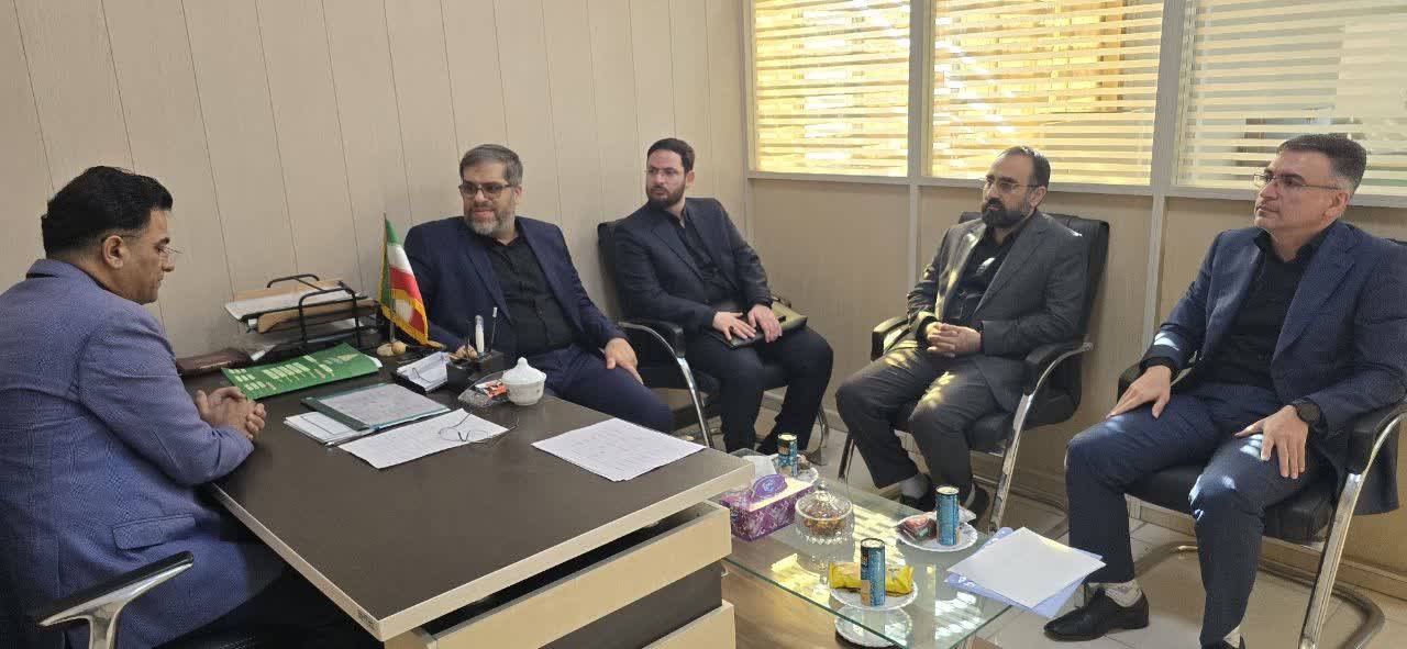 بازدید مدیرعامل صندوق کارآفرینی امید از شعب صندوق استان تهران